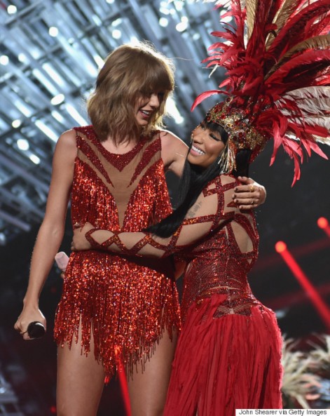 LOS ANGELES, CA - AUGUST 30: Singer-songwriter Taylor Swift (L) and rapper Nicki Minaj perform onstage during the 2015 MTV Video Music Awards at Microsoft Theater on August 30, 2015 in Los Angeles, California. (Photo by John Shearer/Getty Images)