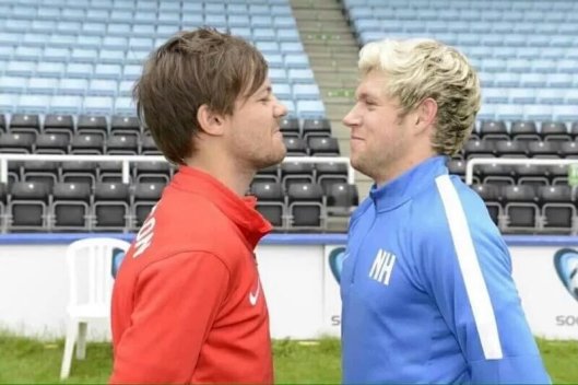 Louis vs Niall Soccer